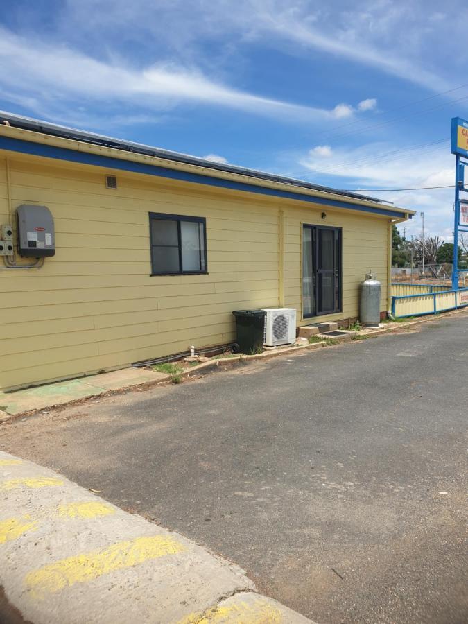 Newell Hwy Caravan Park Parkes Exterior photo