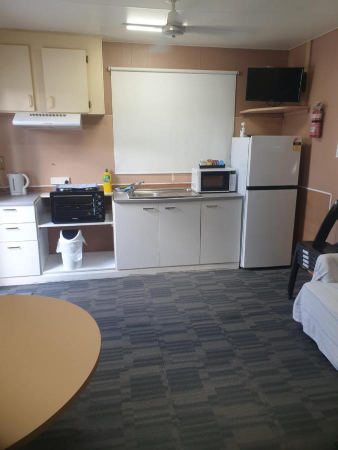Newell Hwy Caravan Park Parkes Exterior photo