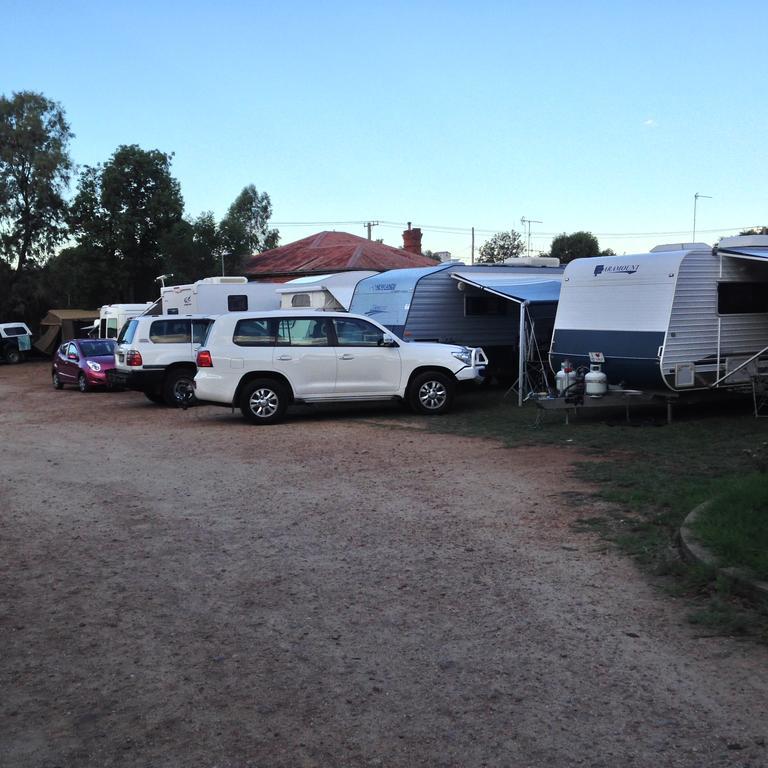 Newell Hwy Caravan Park Parkes Exterior photo